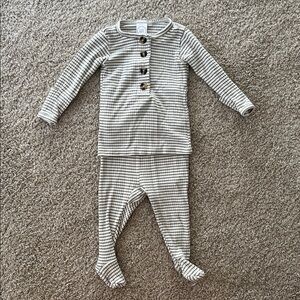 Lou Lou Newborn Set